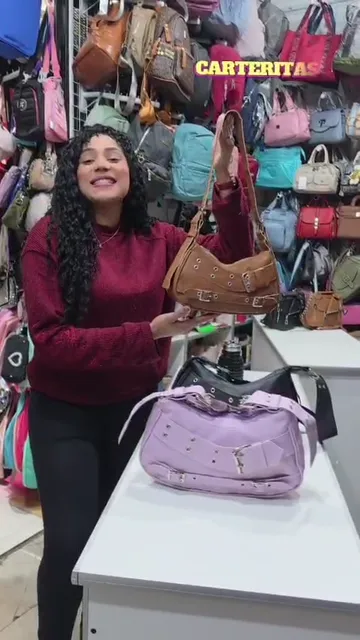 Carteritas   de Cuero Ecológico   Execelente  Calidad.
tira Regulable - Video 6