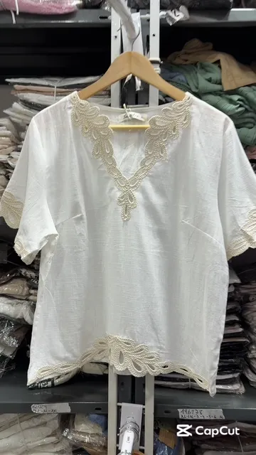 Blusa Puntilla Calada Floral - Video 7
