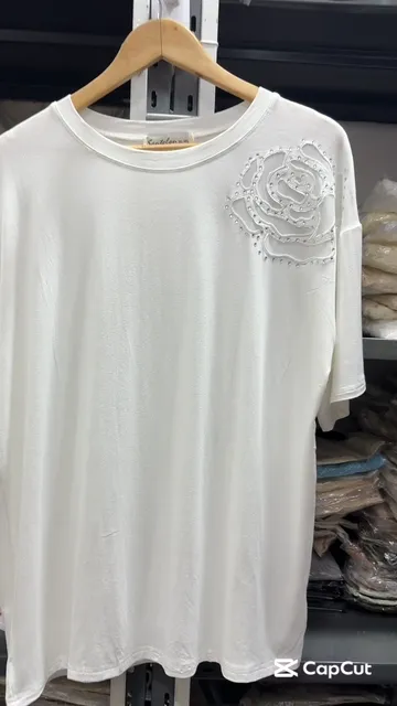 Remeras Rosa con Pedrería - Video 6