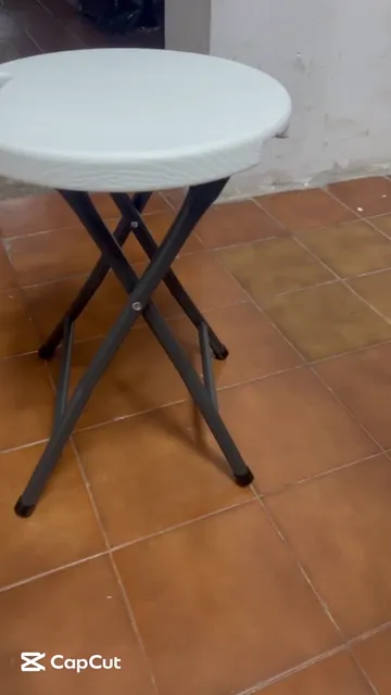 Banqueta Reforzada Plegable Plastica Premium - Video 5