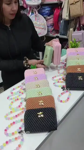 Billeteras de 1 Cierre  Cuero Pu Engomado 
 Chiquito Excelente Calidad