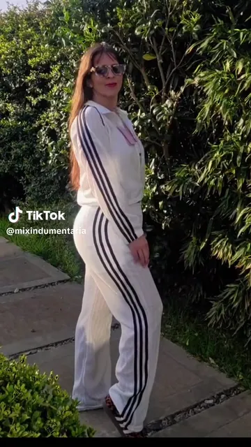 Conjunto Aditrio Crochet Premium Negro (pantalon Palazzo + Campera + Remera) - Video 8