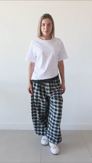 Remera Puntilla Digonal - Video 9
