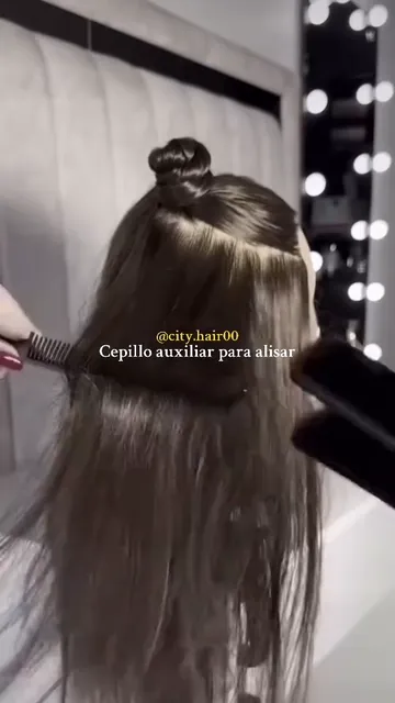 Cepillo Pinza Alisador con Cerdas Compactas para Usar con Planchita - Video 5