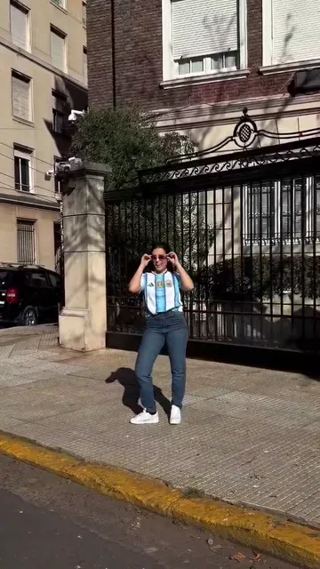Mom de Jeans de Calce Perfecto a $ 17,000 X Curva $18,000 X Mayor - Video 9