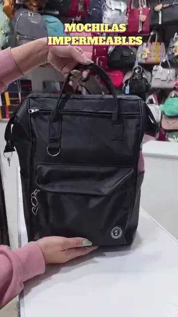 Mochila Bolso Universitaria Grande  Impermeable de Excelente Calidad - Video 5
