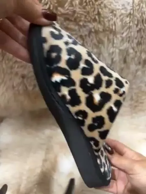 Pantuflas Plush Dama - Video 9