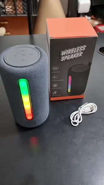 Parlante Bluetooth Portátil con Luces Led
