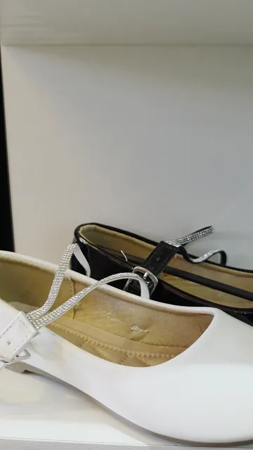 Zapatito de Fiesta de Niña/ Bellerina - Video 2
