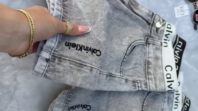 Short Ck Logo Bordado - Video 6